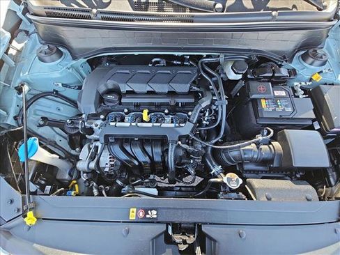 Certified 2025 Hyundai Venue SEL image 29