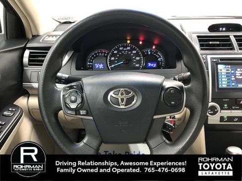 Used 2012 Toyota Camry LE FWD image 16