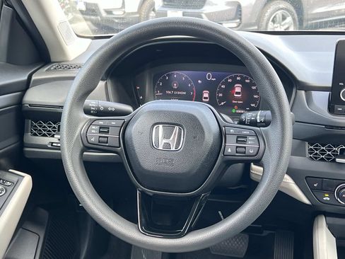 Used 2025 Honda Accord SE image 8
