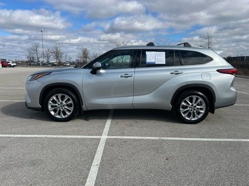 Used 2020 Toyota Highlander Limited image 5