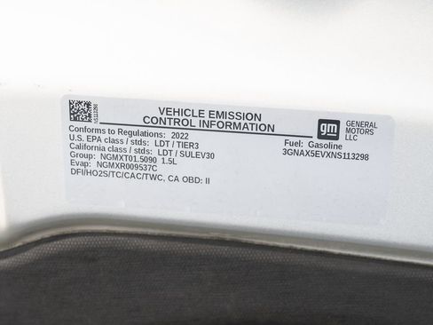 Used 2022 Chevrolet Equinox LS AWD/4WD image 16