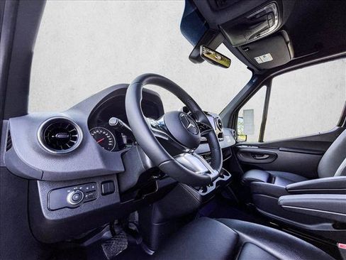 New 2026 Mercedes-Benz Sprinter 2500 image 10