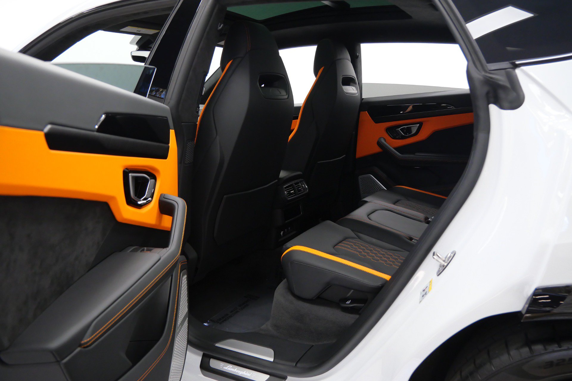 Used 2023 Lamborghini Urus S AWD/4WD image 39