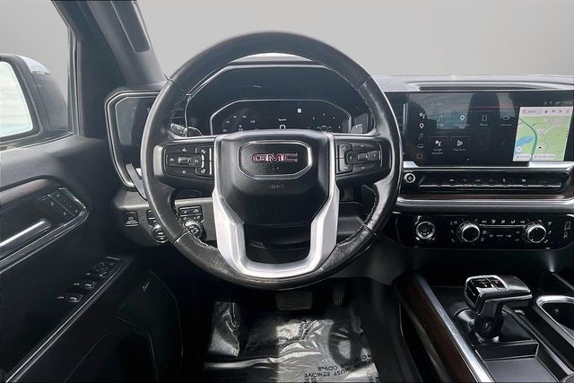 Used 2023 GMC Sierra 1500 SLT w/ SLT Premium Package AWD/4WD image 5