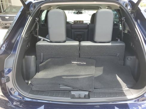 Used 2022 Mitsubishi Outlander SEL AWD/4WD image 26