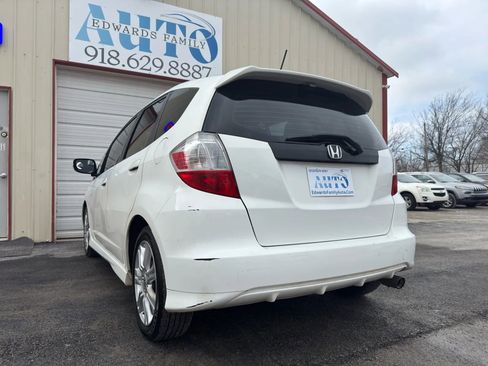 Used 2011 Honda Fit Sport image 18