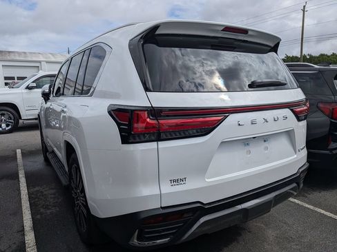 Used 2026 Lexus LX 600 4WD w/ Accessory Package (Z1) image 6