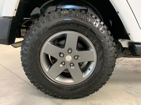 Used 2013 Jeep Wrangler Unlimited Sport AWD/4WD image 20