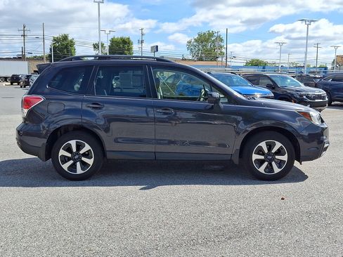 Used 2018 Subaru Forester 2.5i Premium AWD/4WD image 4