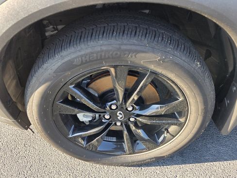 Used 2025 INFINITI QX60 Luxe w/ Black Edition image 10