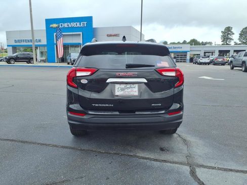 Used 2022 GMC Terrain SLE w/ Driver Convenience Package image 25