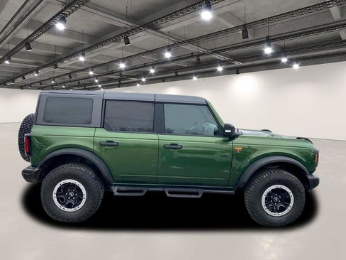 Used 2023 Ford Bronco Badlands w/ Sasquatch Package image 8