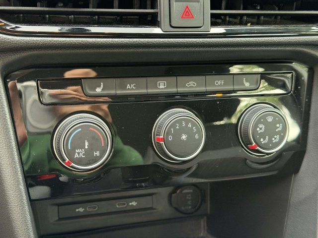 Certified 2023 Volkswagen Taos S AWD/4WD image 28
