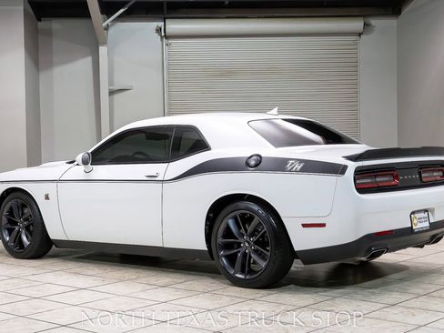 Used 2019 Dodge Challenger R/T Scat Pack image 4
