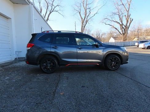 Used 2024 Subaru Forester Sport image 9