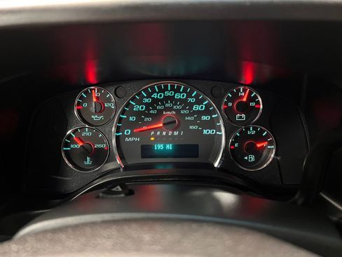 Used 2025 Chevrolet Express 2500 w/ Driver Convenience Package RWD image 12