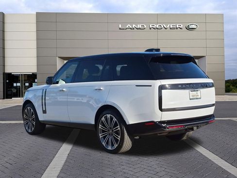 Certified 2025 Land Rover Range Rover Long Wheelbase SE AWD/4WD image 7