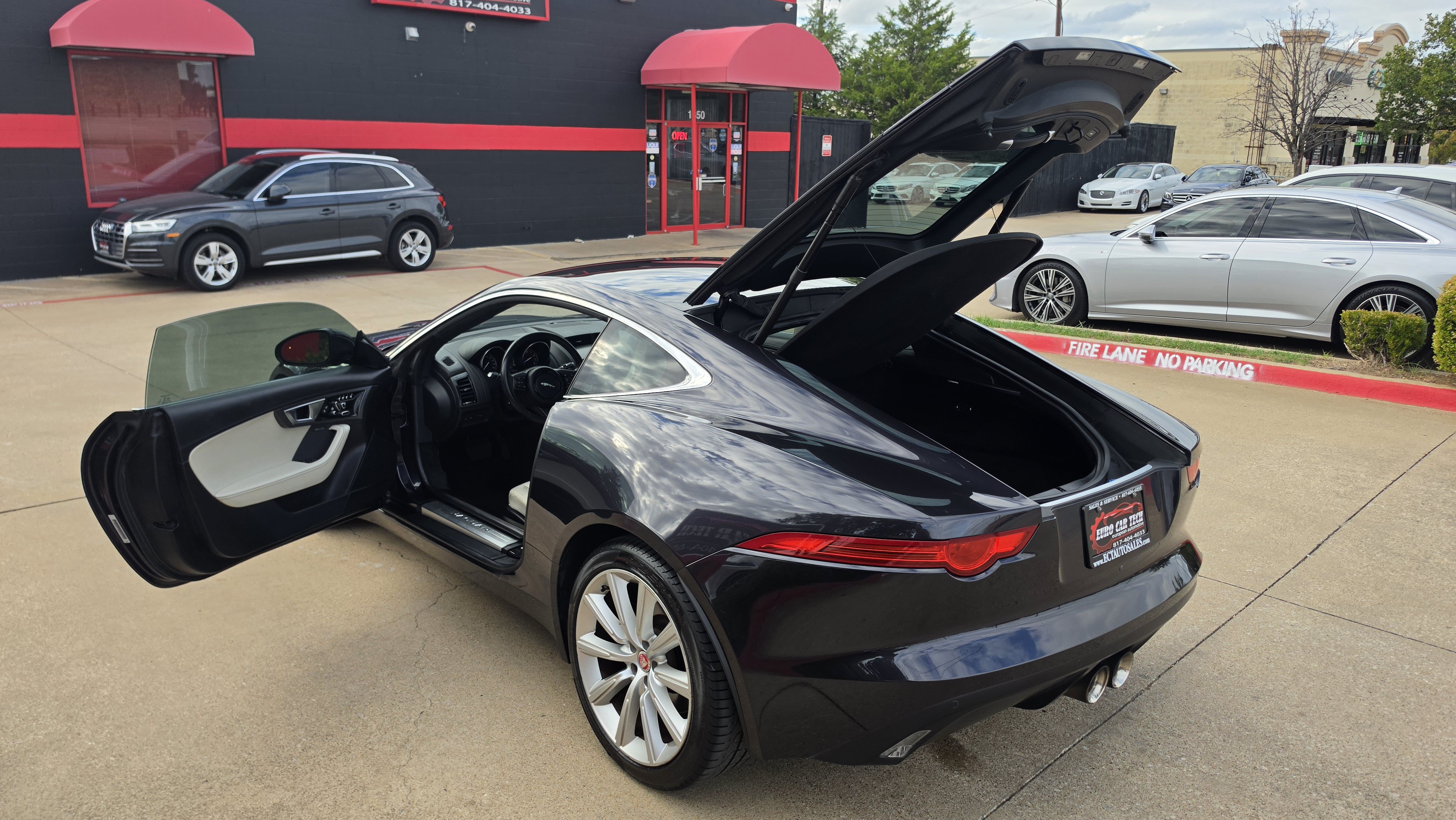 Used 2016 Jaguar F-TYPE Coupe RWD image 18