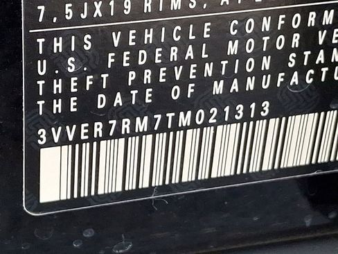 New 2026 Volkswagen Tiguan SE image 14