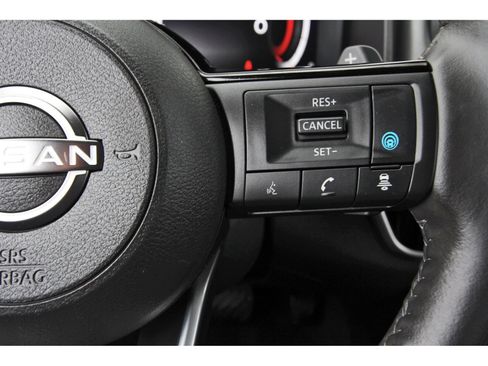 Used 2023 Nissan Rogue Platinum w/ Platinum Premium Package FWD image 19