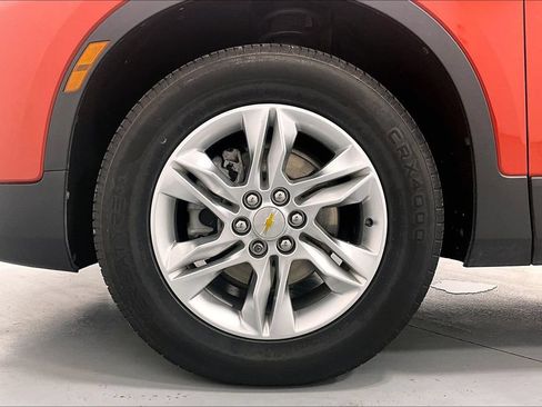 Used 2022 Chevrolet Blazer LT FWD image 8