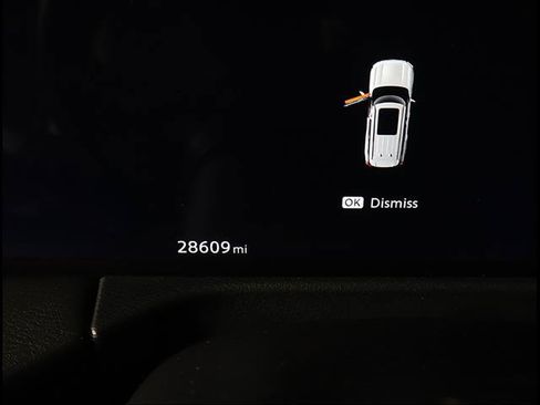 Used 2025 Nissan Armada Platinum RWD image 9