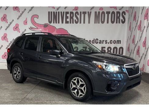 Used 2019 Subaru Forester Premium w/ All-Weather Package image 3
