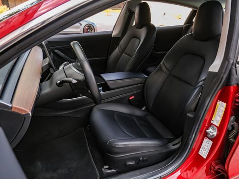 Used 2018 Tesla Model 3 Long Range RWD image 24
