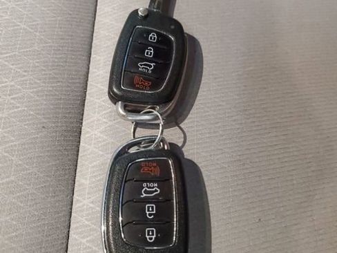 Used 2018 Hyundai Tucson SEL image 30