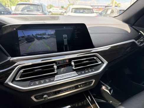 Used 2019 BMW X5 xDrive40i w/ Convenience Package image 25