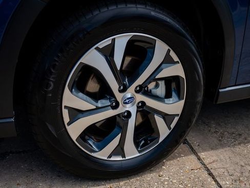 Used 2021 Subaru Outback Touring AWD/4WD image 14