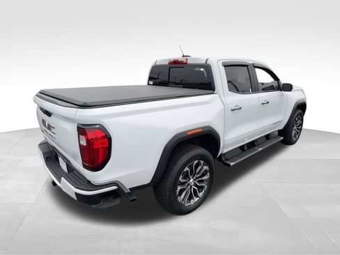Used 2024 GMC Canyon Denali AWD/4WD image 8
