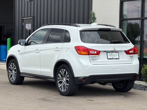Used 2017 Mitsubishi Outlander Sport SEL AWD/4WD image 3