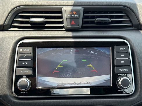 Used 2025 Nissan Versa S w/ Trunk Package FWD image 20