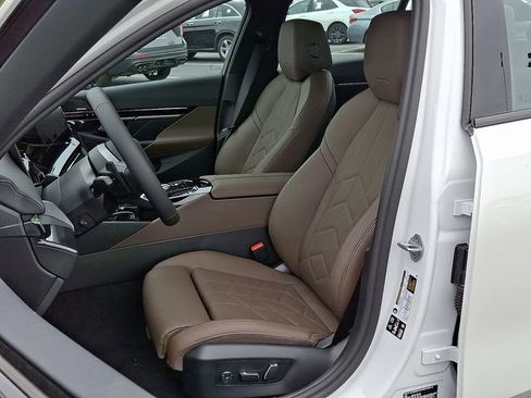 Certified 2026 BMW 530i xDrive w/ M Sport Package image 13