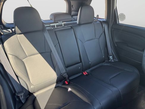 Used 2026 Subaru Forester Limited AWD/4WD image 18