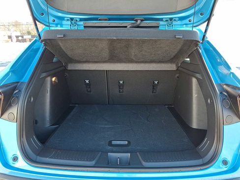 Used 2025 Chevrolet Trax RS w/ Driver Confidence Package image 27