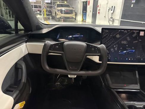 Used 2022 Tesla Model S Plaid AWD/4WD image 28