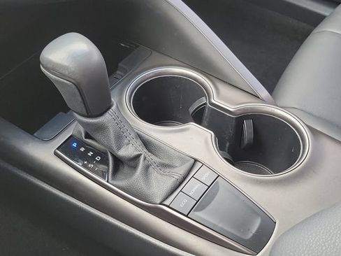 Used 2024 Toyota Camry SE w/ Convenience Package FWD image 30