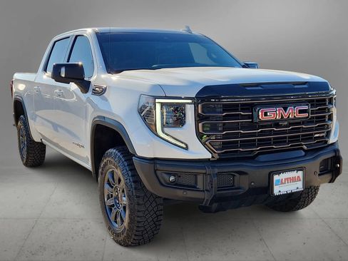 Used 2024 GMC Sierra 1500 AT4X image 3
