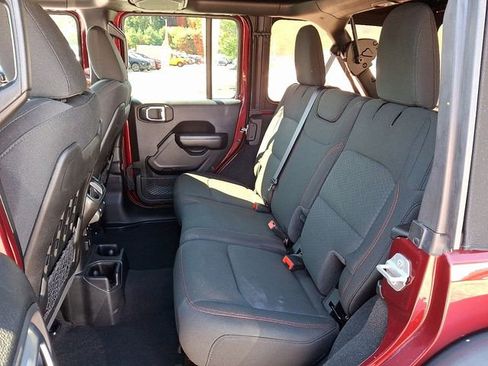 Used 2021 Jeep Wrangler Unlimited Rubicon image 13