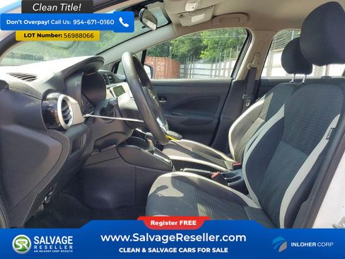 Used 2021 Nissan Versa SV FWD image 9