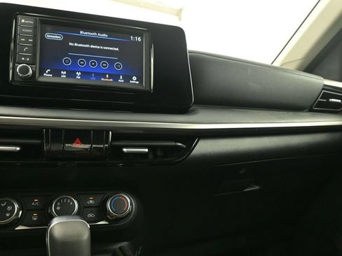 Used 2025 Nissan Kicks S FWD image 16
