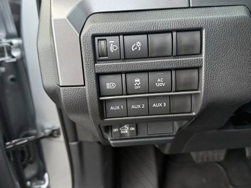 New 2025 Toyota Tacoma TRD Off-Road image 17