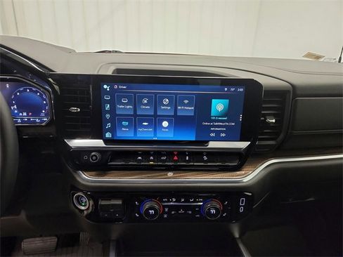 Used 2024 Chevrolet Silverado 1500 RST image 25