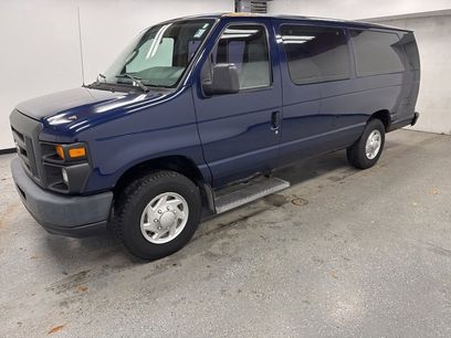 Used 2013 Ford E-350 and Econoline 350 Extended Super Duty w/ PWR Group