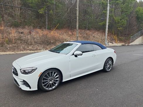 Used 2023 Mercedes-Benz E 450 Cabriolet image 6