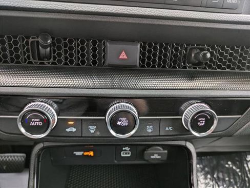 Used 2025 Honda CR-V LX image 20