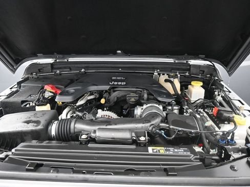 Used 2020 Jeep Gladiator Sport w/ Quick Order Package 24S AWD/4WD image 23