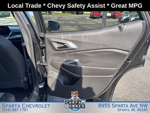 Used 2024 Chevrolet Trax LT FWD image 26